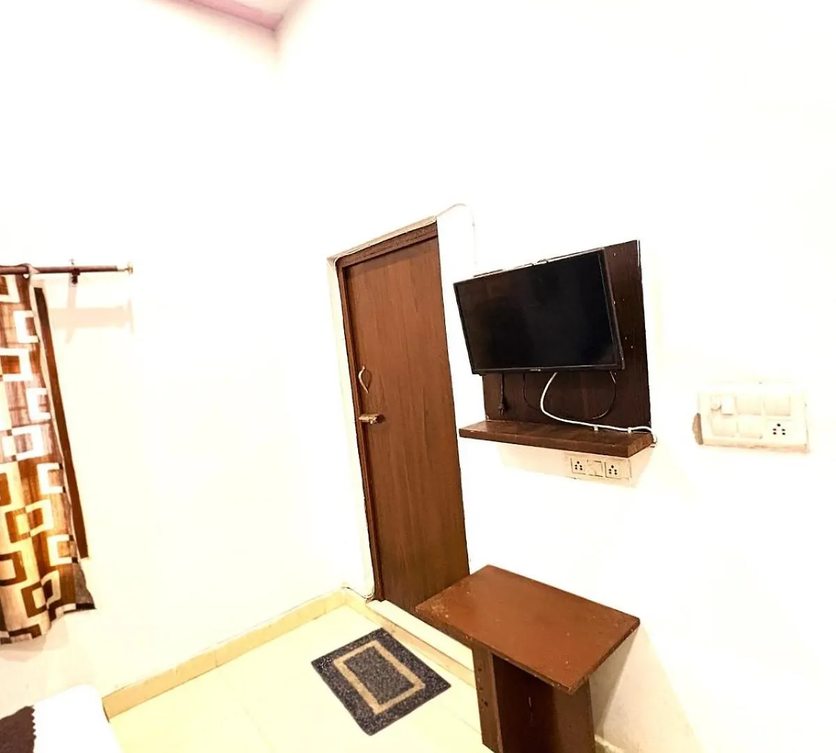 Grand New My Hotel Agra With Air Conditioner Agra (Uttar Pradesh)